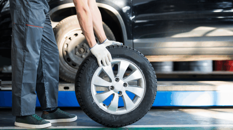 The Roadside Assistance Audit: AAA vs. Insurance Add-ons—Which Provides the Fastest Rescue?